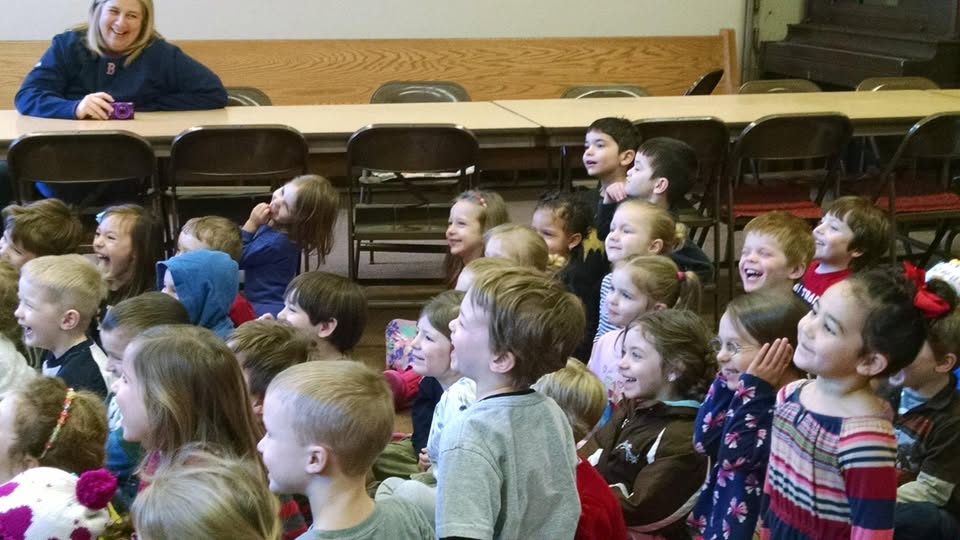 Connecticut preschoolers laughing at Mr. Magichead